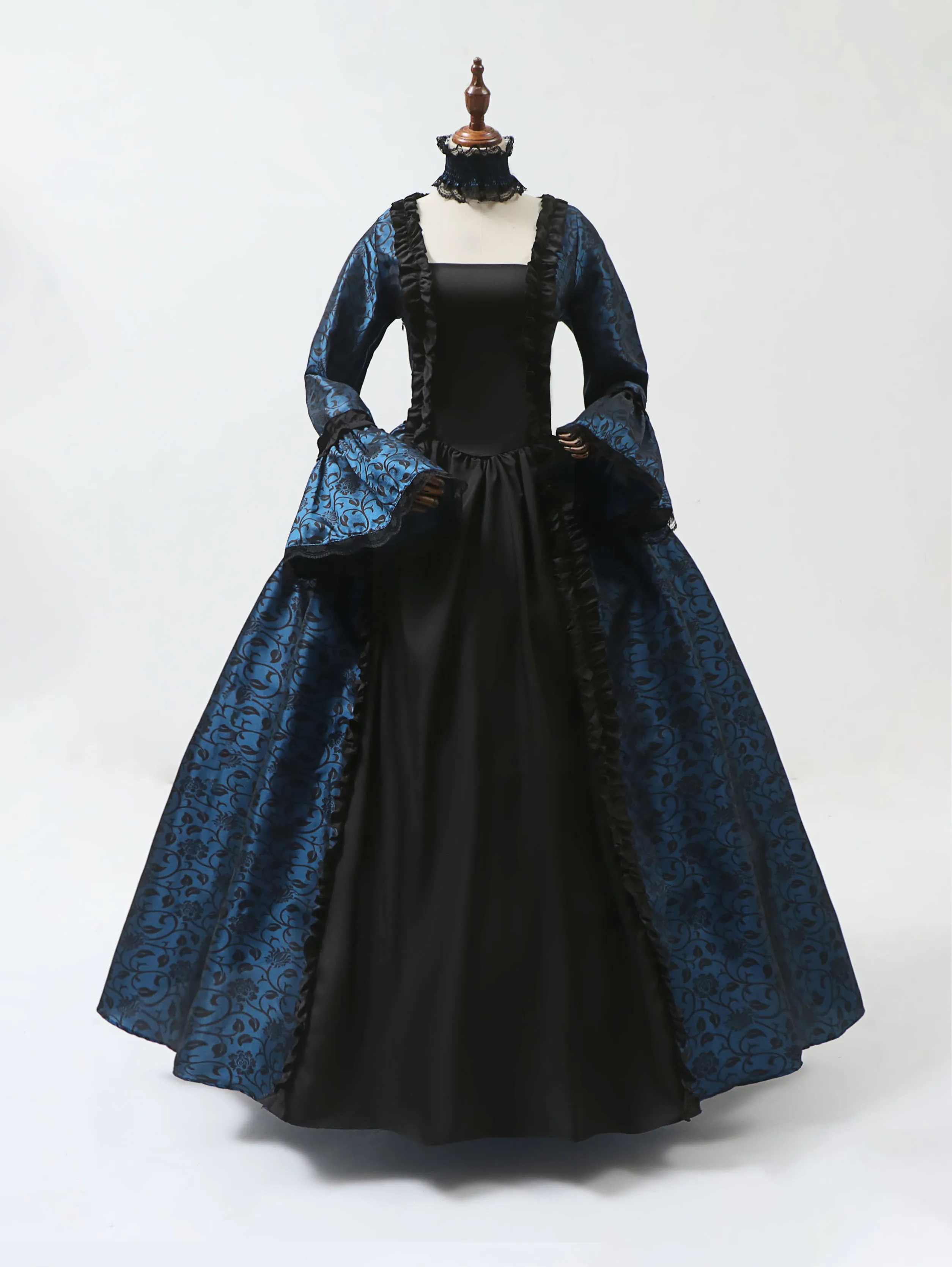 Cosplay Marie Antoinette Elbis - Evening Gown incelemesi ve fiyatı